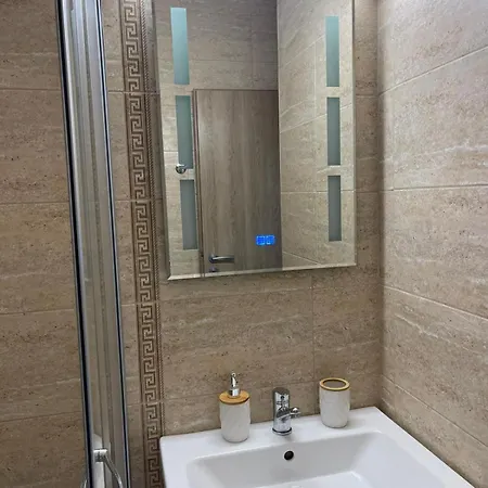 Astoria 5. K.k. Elenite Apartman *