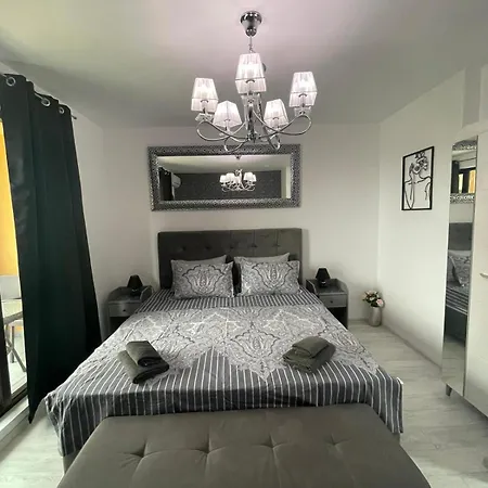 Astoria 5. K.k. Elenite