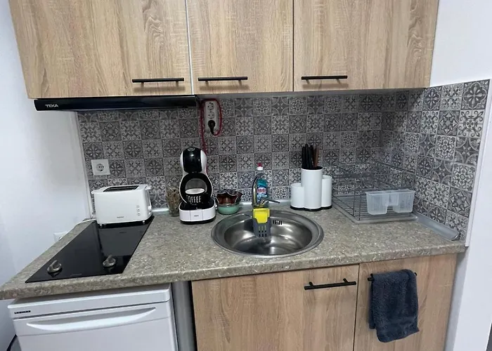 Astoria 5. K.k. Elenite 公寓