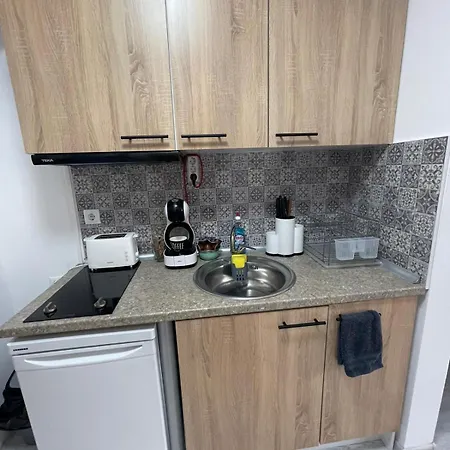 Astoria 5. K.k. Elenite דירה